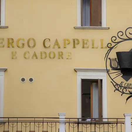 Cappello E Cadore בלונו