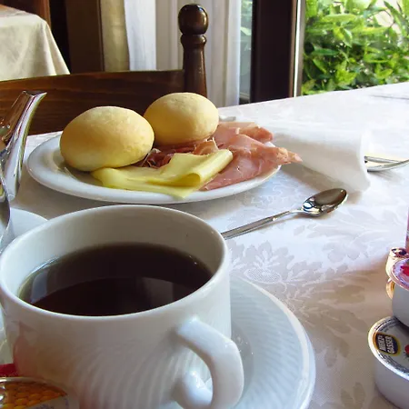 Cappello E Cadore Otel Belluno