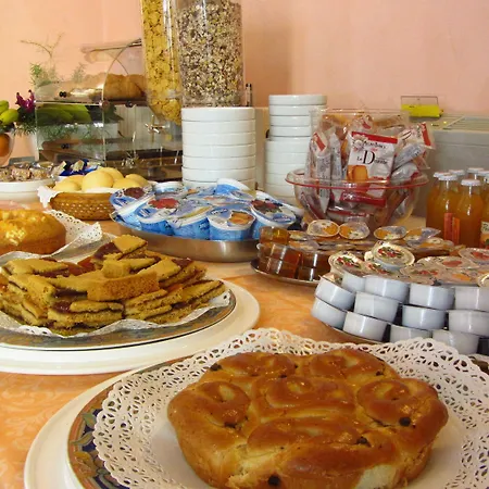 Cappello E Cadore ホテル 3*