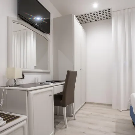 Отель Cappello E Cadore Беллуно